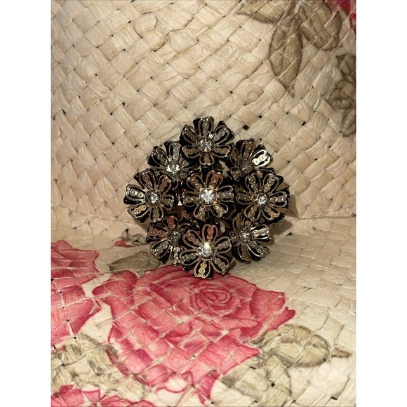 VINTAGE large bouquet FLOWERS Floral RHINESTONE Pin Brooch Grannycore - Picture 2 of 6